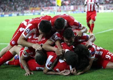 Olympiakos still on top