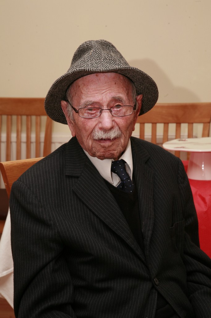 Oldest Cypriot passes away at the age of 108 in the UK