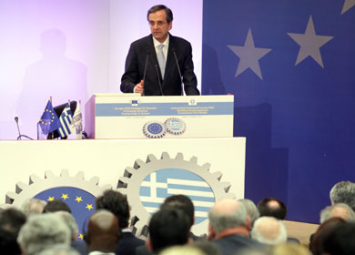 Greek PM offers compromise solution with elections by end-2015