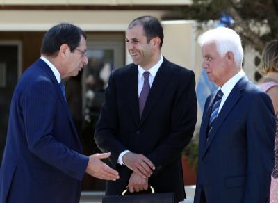Cyprus talks suspended