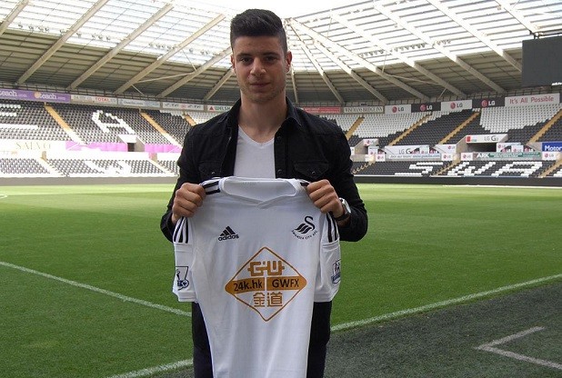 Swansea City sign Nottingham’s Demetriou on free transfer
