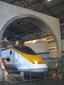 Channel Tunnel migrant crisis: Man dies as 1,500 try to enter