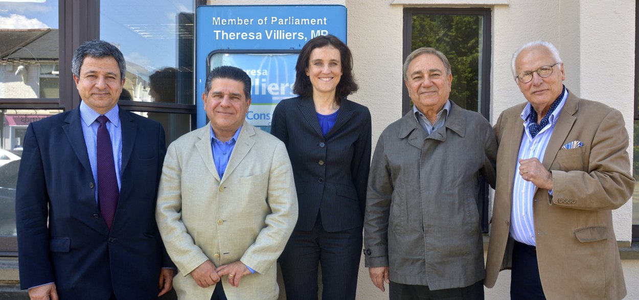 VILLIERS WELCOMES GREEK CYPRIOT CAMPAIGN SUPPORT