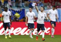 France sparkle versus Switzerland