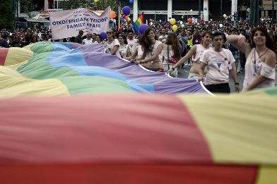 Athens Gay Pride calls for equal rights