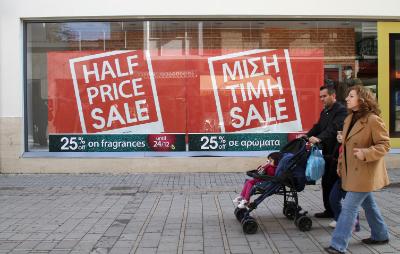Cyprus Cabinet extends decree on shop opening hours