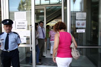 Turkish Cypriots protest against their exclusion from electoral register