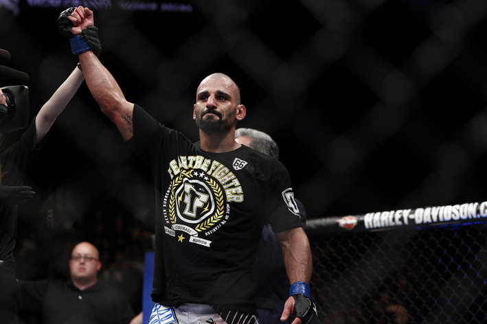 Costa ‘Cyprus Slugger’ Philippou to fight tomorrow in the USA