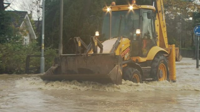 UK floods: Southern UK set for gales and more rain
