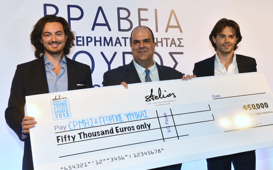 Sir Stelios announces Award winner for Young Entrepreneur of the Year in Greece