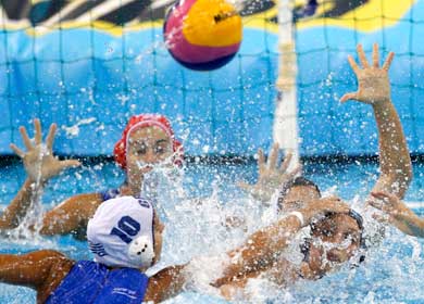 Greek women’s water Polo team lose to Italy in Euro final