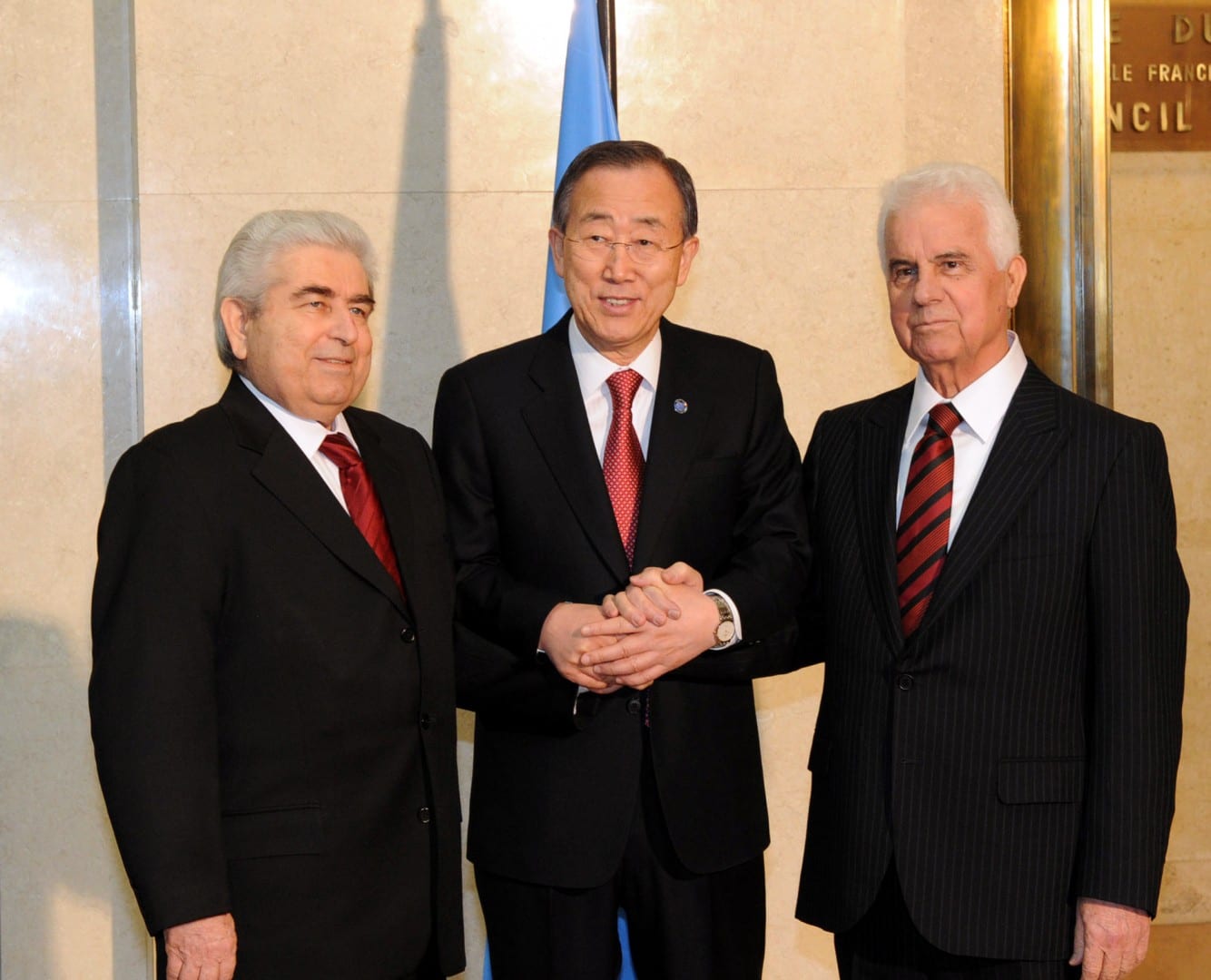Cyprus President Demetris Christofias, UN Secretary General Ban Ki Moon and Turkish Cypriot leader Dervis Eroglu.