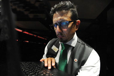 Cypriot Father’s bid to safeguard teens from cyber bullies