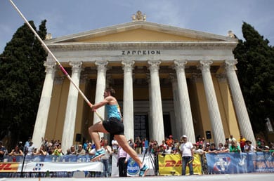 Otto records world-leading jump in pole vault in Athens