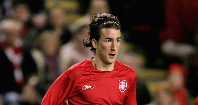Spanish defender dies from cancer