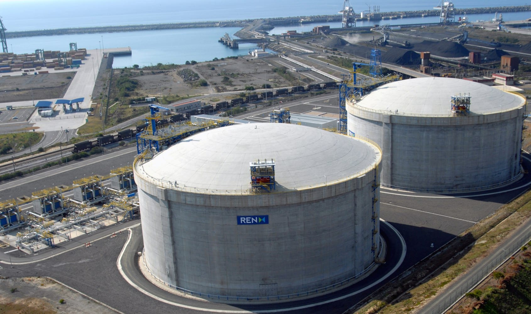 Noble considering to build terminal for natural gas in Cyprus