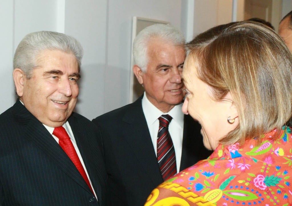 President Christofias committed to September 2009 statement