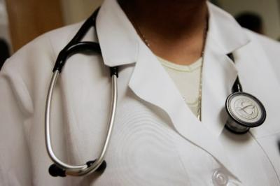 Lifting cap on medical school places must be backed with long-term support and funding, says BMA