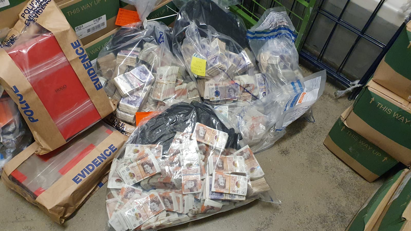 Police team seize estimated £1 million in cash from 31 year old man on a traffic stop in Colney Hatch Lane and from his house in Haringey