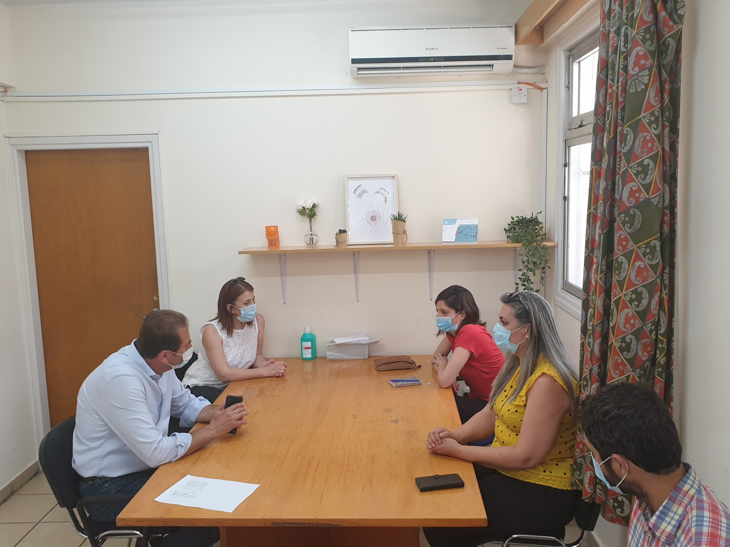 AKEL Larnaca delegation visits the General Hospital and the Old Hospital of Larnaca