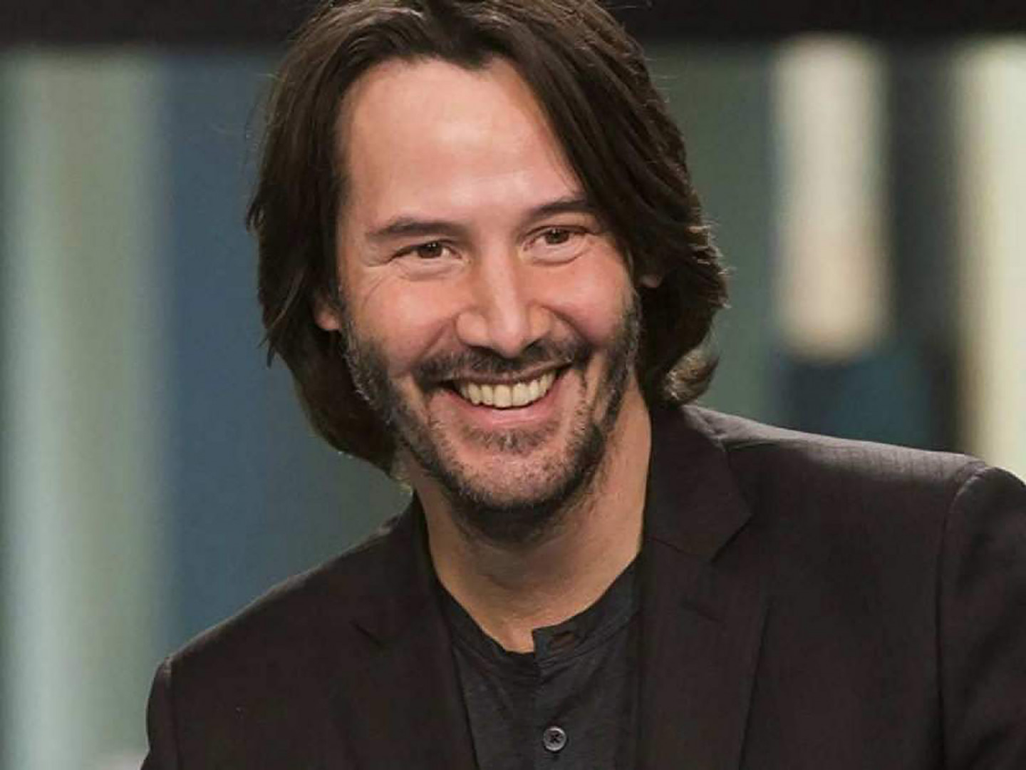 Keanu Reeves auctioning private Zoom date for children’s charity