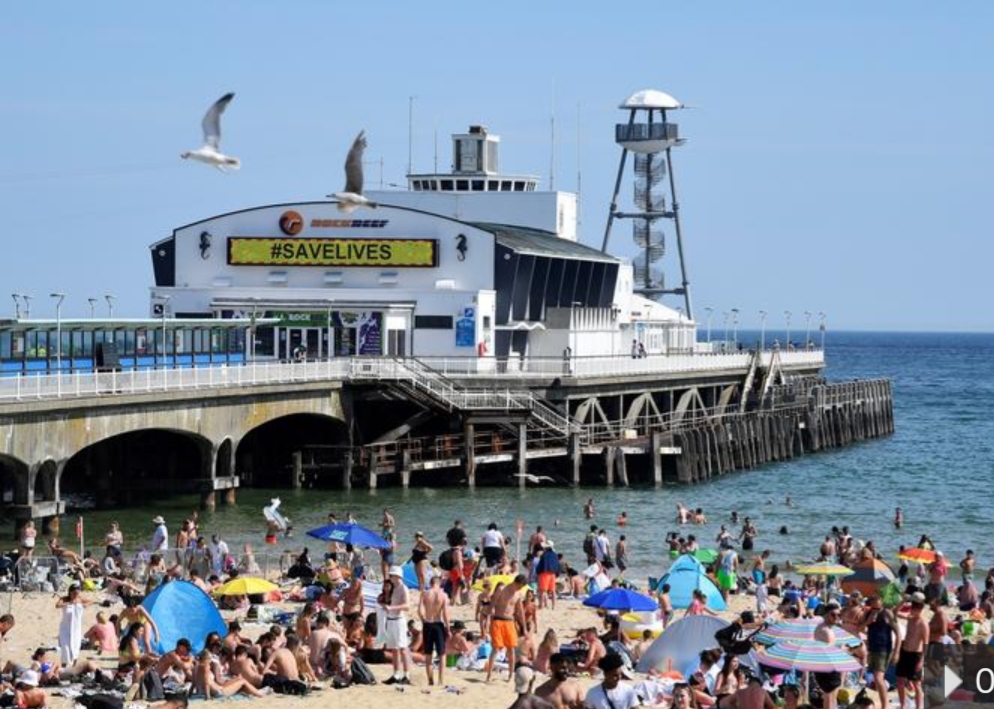 UK beach town raises alarm as huge crowds ignore COVID advice and flock to the coast