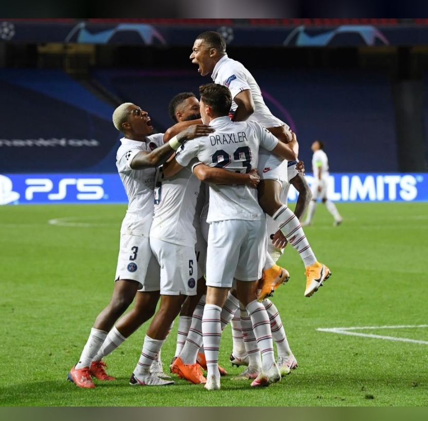 Last-gasp PSG beat Atalanta to reach Champions League semis