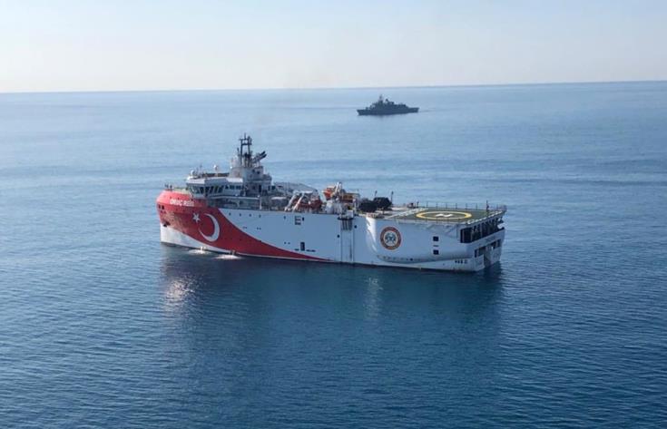 Turkish research vessel ‘Oruc Reis’ heads southeast after leaving Cyprus’ EEZ, source tells CNΑ