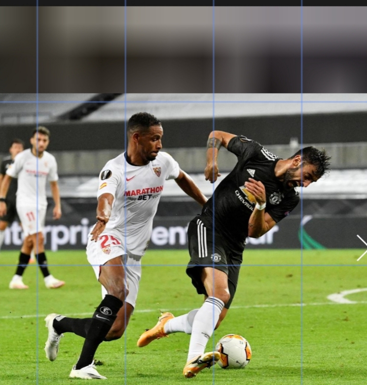 De Jong sends gritty Sevilla past Man Utd into Europa League final