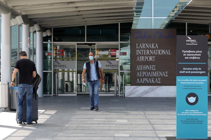 Cypriots returning home from red-zone countries should present negative PCR test or self-isolate, Ministry says