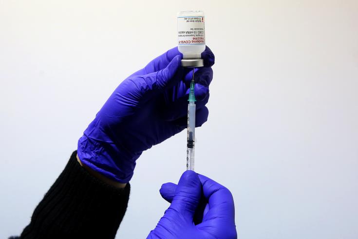 COVID-19 vaccination portal opens for people aged 59 and 60 in Cyprus, 174,626 people vaccinated