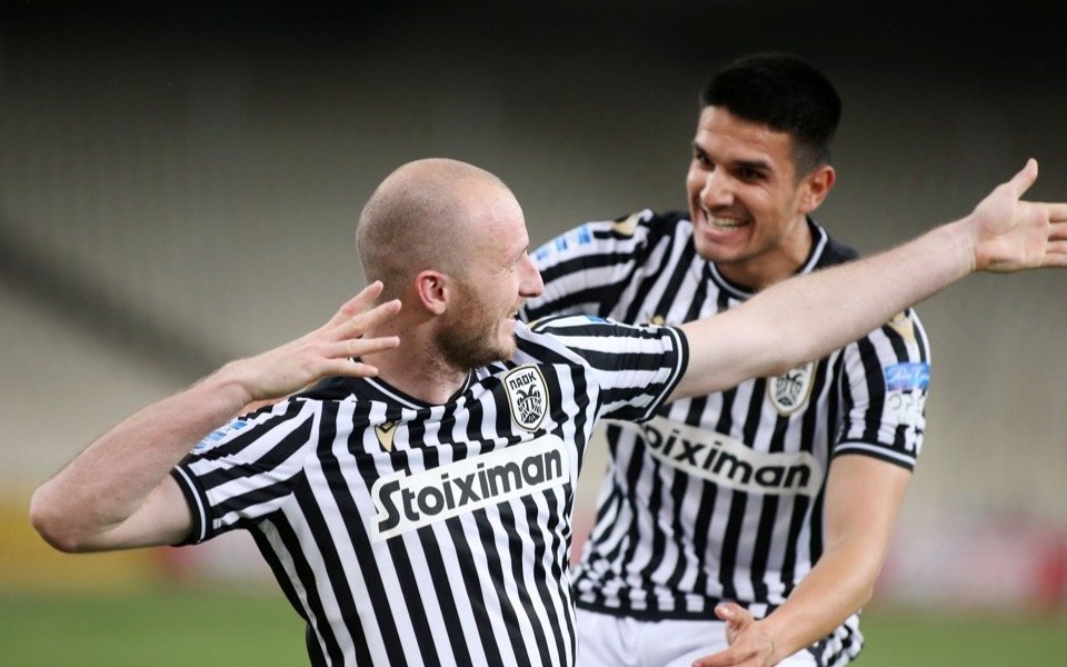PAOK overtakes Aris, to go into second