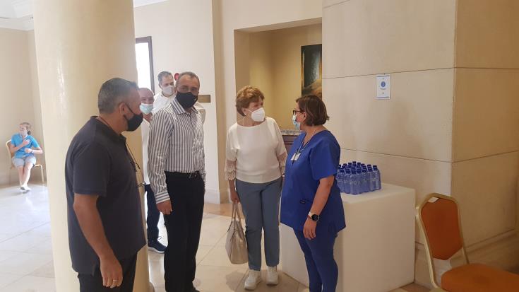 Vaccination of hotel employees will send tourists message of safety, Cyprus Health Minister says