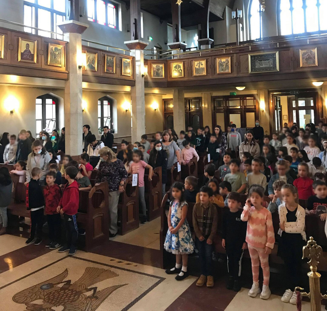 Blessing for the new academic year for the School of St Barnabas & visit to the Greek School of Margate
