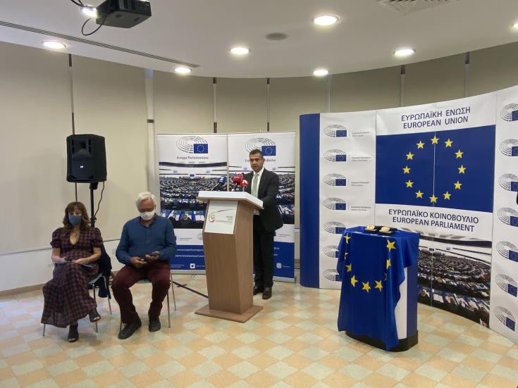 Cypriots Director Panikos Chrysanthou and poet Nese Yasin awarded European Citizen’s prize 2021