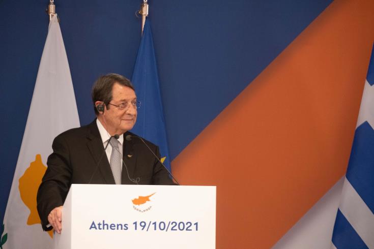 Position for two separate states in Cyprus is unacceptable, President Anastasiades stresses