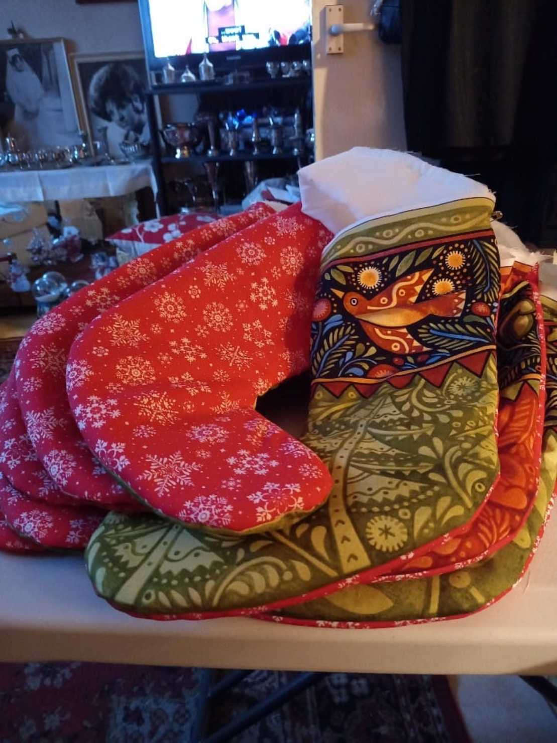 Christmas Appeal for help from UK Greek Orthodox church‐based foodbank