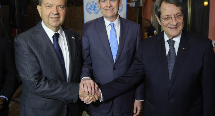 Cyprus President and Turkish Cypriot leader meet after seven months and have short discussion in framework of UN reception