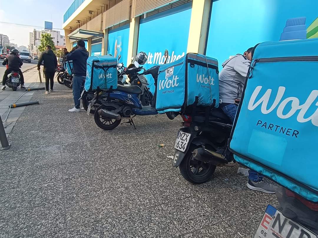 The struggle of the ‘Wolt’ strikers is spreading to all cities ín Cyprus