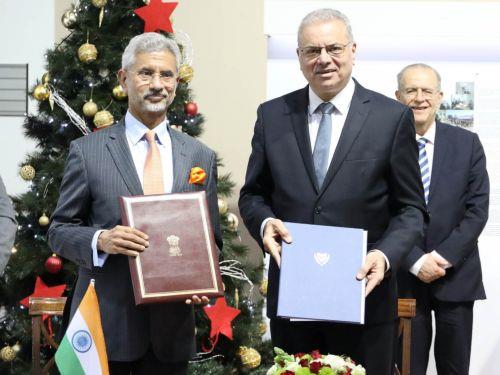 A letter of intent was signed Thursday for the start of negotiations between Cyprus and India on migration