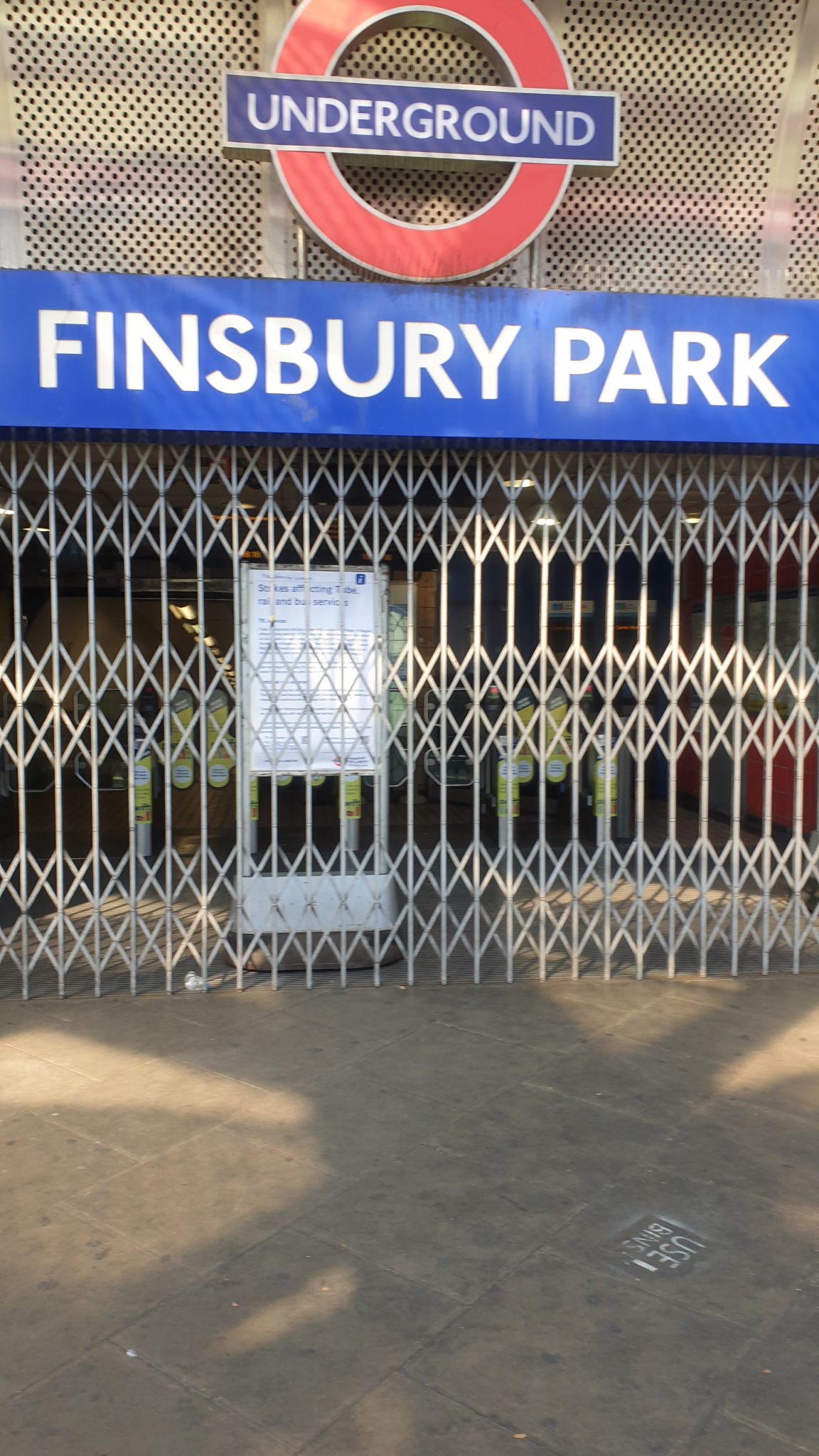 Strikes bring London’s transport network to a halt