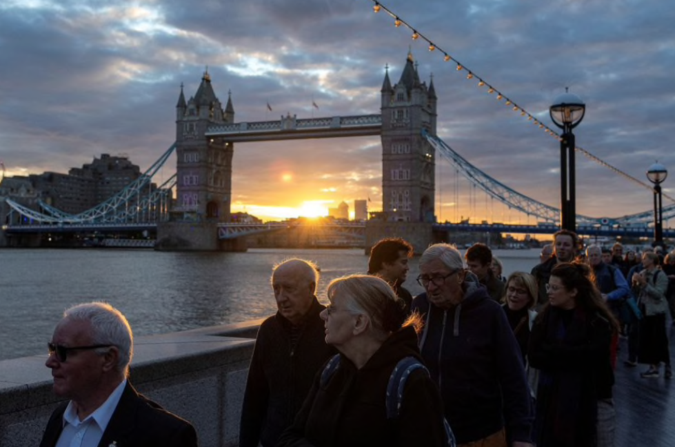 Queue to see Queen Elizabeth’s coffin paused after reaching capacity