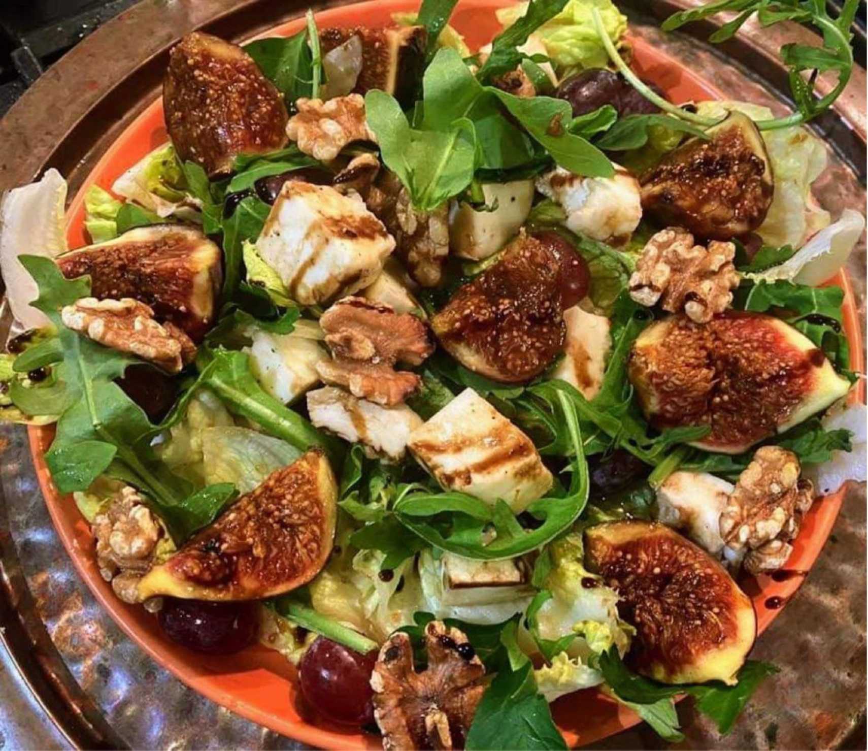 Halloumi Salad with Figs and Grapes
