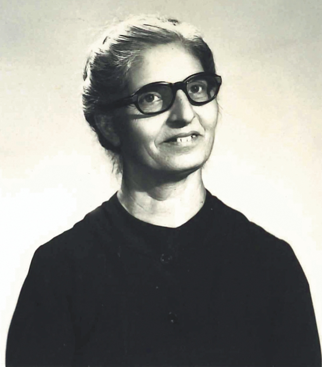 We sadly announce that UK Cypriot Eleni Apostolidou has passed away at the age of 105