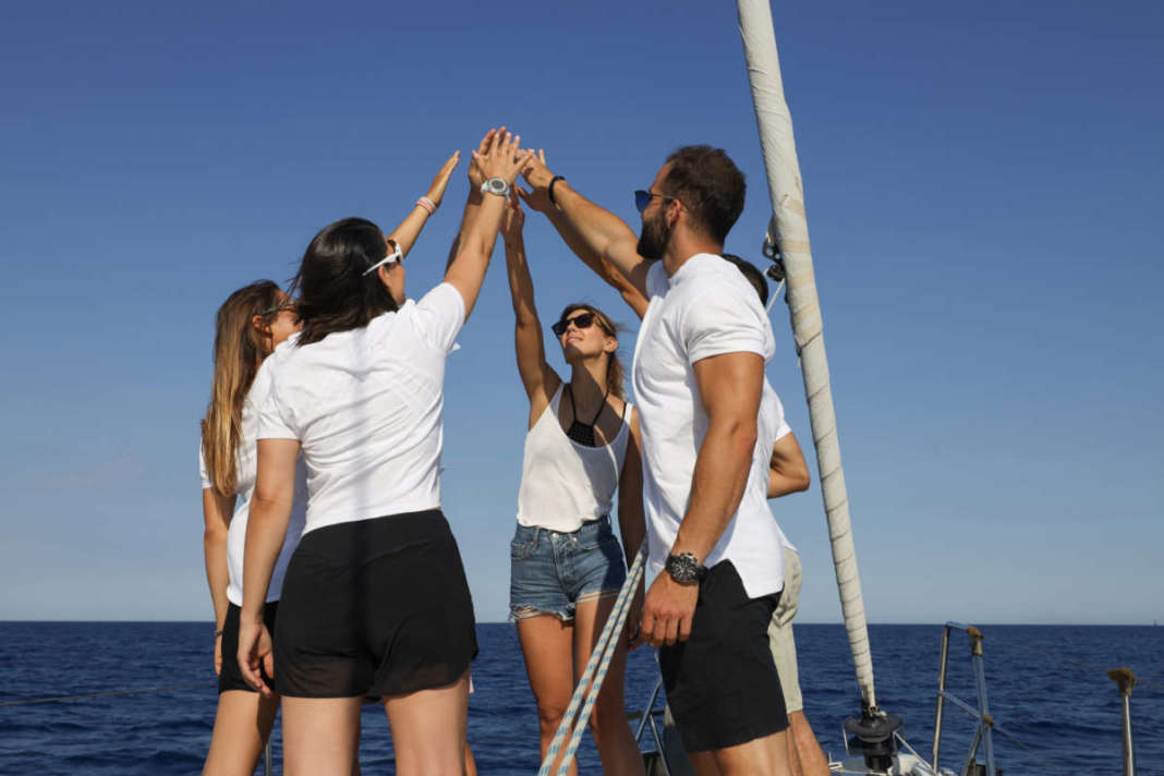 Greek Cypriots and Turkish Cypriots to sail together around divided Cyprus
