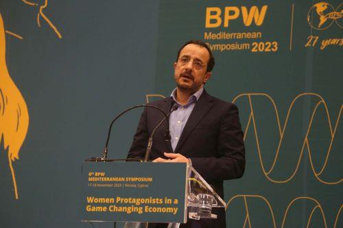 Cyprus President to increase number of women in Government and maternity leave