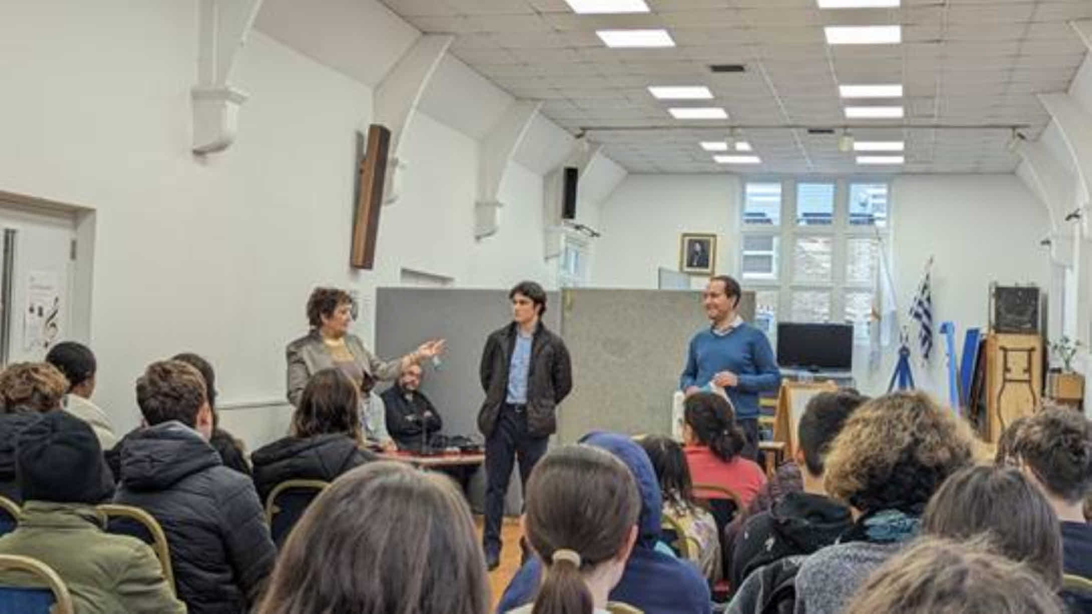 Kingston Greek school welcomes Federation President