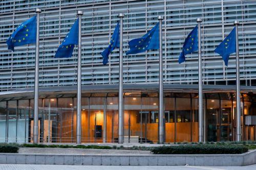 Brussels Commission calls on Cyprus to apply 15% tax rate on multinationals