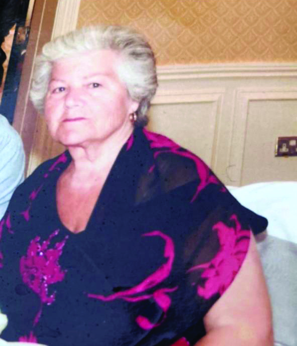 We sadly announce that Theodora Thomas has passed away