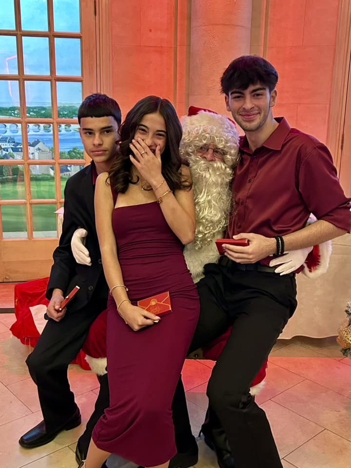 US Cypriots celebrate Christmas